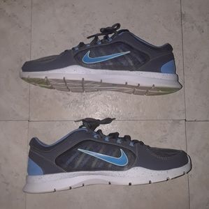 Nike Womens Flex Trainer 4